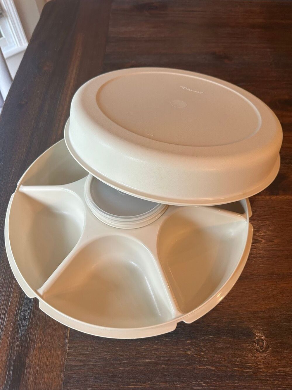 Tupperware veggie/dip carrier